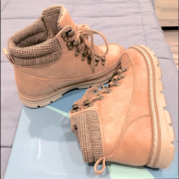 🥾Cliffs by White Mountain Karmen Boots in Size 6 - Picture 2 of 12